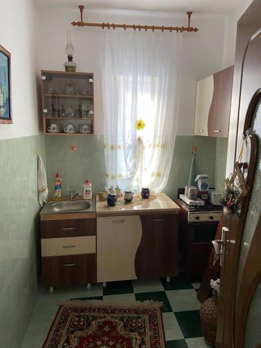 Casa- Viata La Tara Villa Bucuresci Ngoại thất bức ảnh