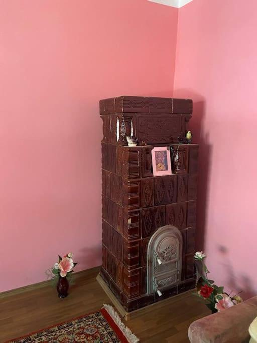 Casa- Viata La Tara Villa Bucuresci Ngoại thất bức ảnh
