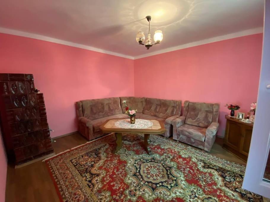 Casa- Viata La Tara Villa Bucuresci Ngoại thất bức ảnh