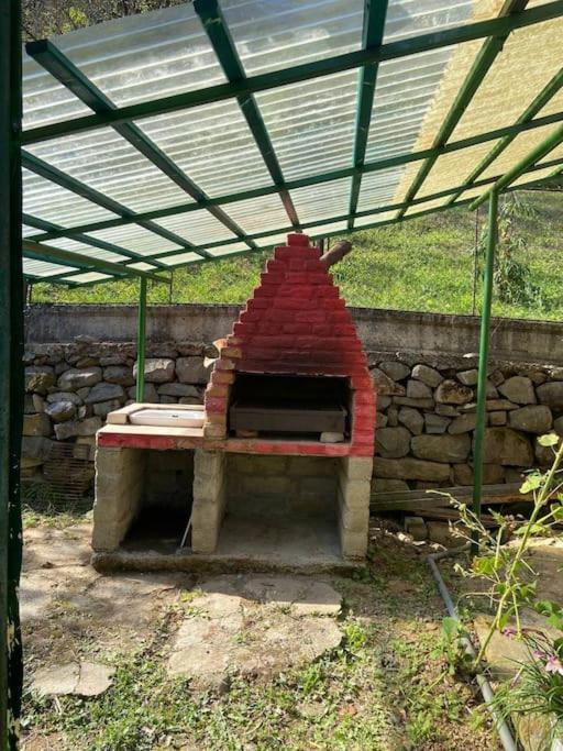 Casa- Viata La Tara Villa Bucuresci Ngoại thất bức ảnh