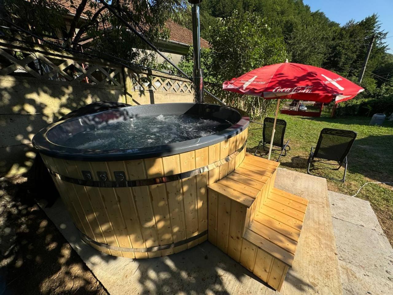 Casa- Viata La Tara Villa Bucuresci Ngoại thất bức ảnh